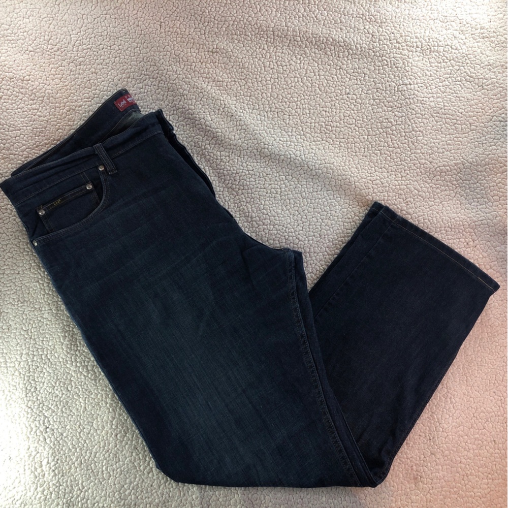 Lee Men’s Premium Select Regular Fit Straight Leg Denim Blue Size 42 x 32 Jeans